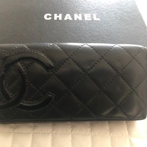 Chanel Black and pink leather wallet